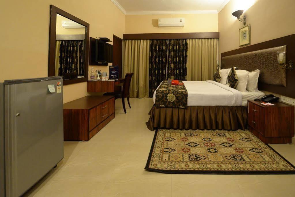 Hotel Genx Banjara Hill 1589 à Haïdarabad Extérieur photo